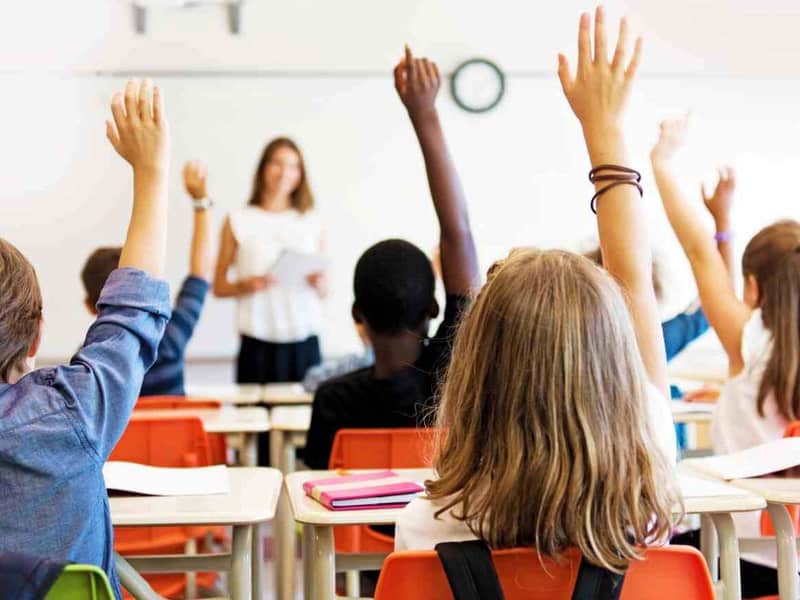 Teaching Financial Common Sense